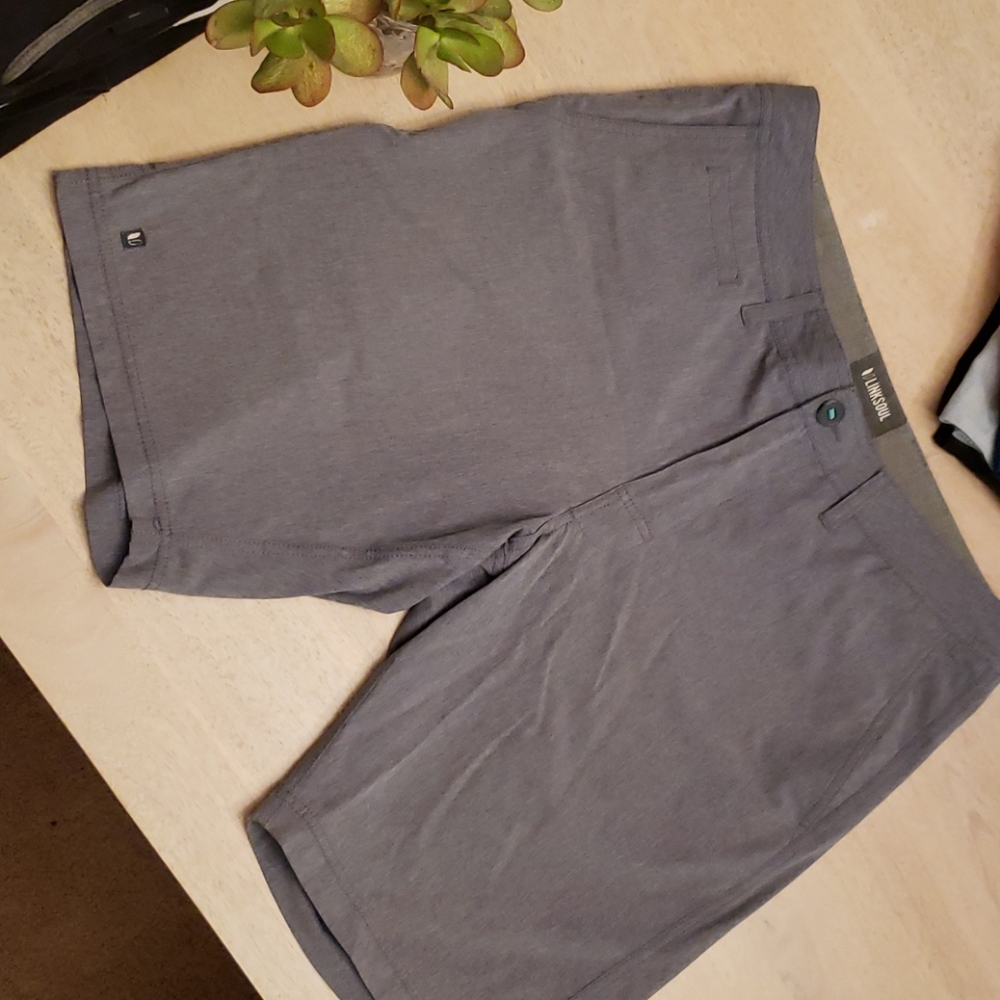 Linksoul Golf Shorts - Mens size 34